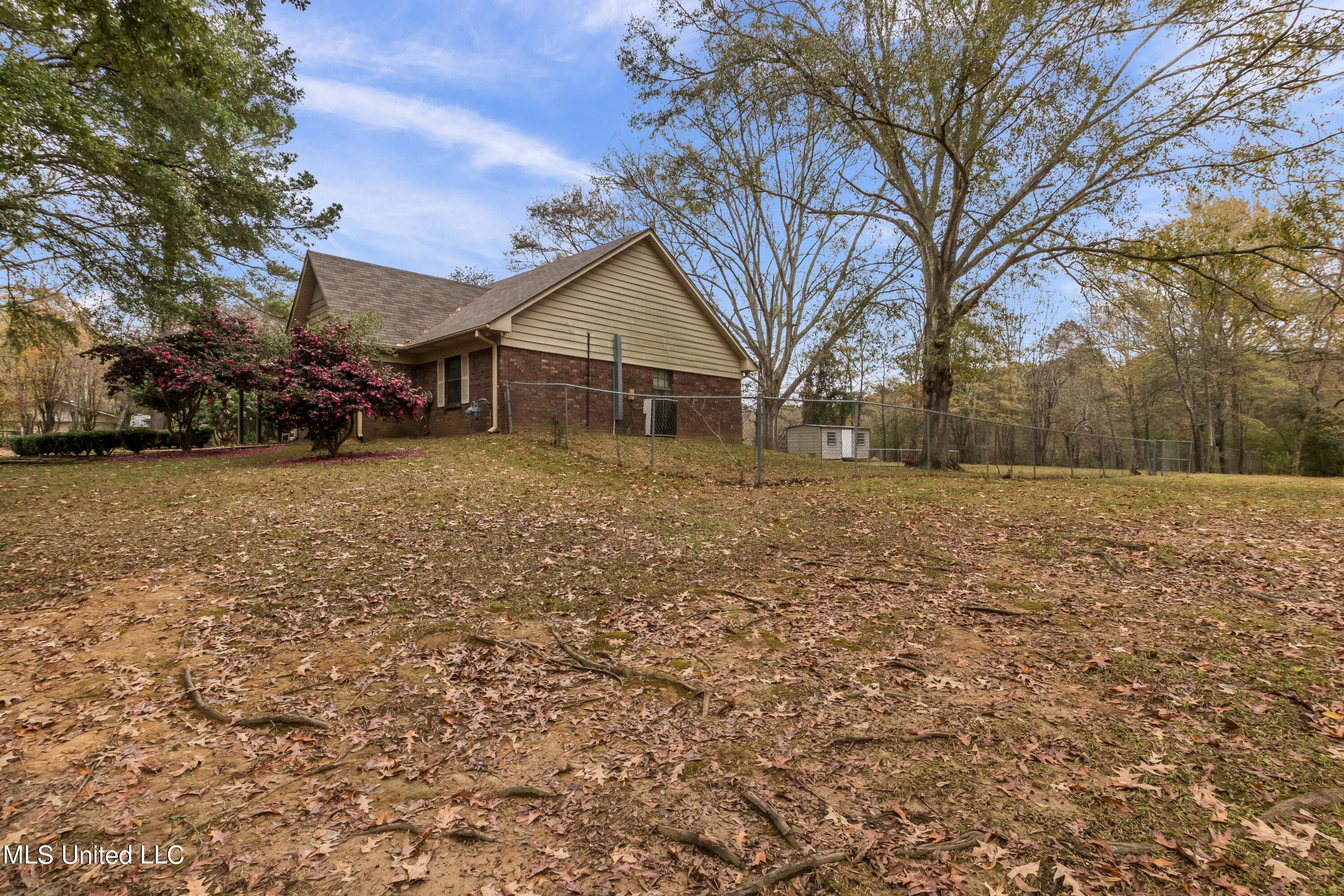 1204 Mikelle Road Jackson, MS 39212 - Photo 24 of 32 1204 Mikelle-25