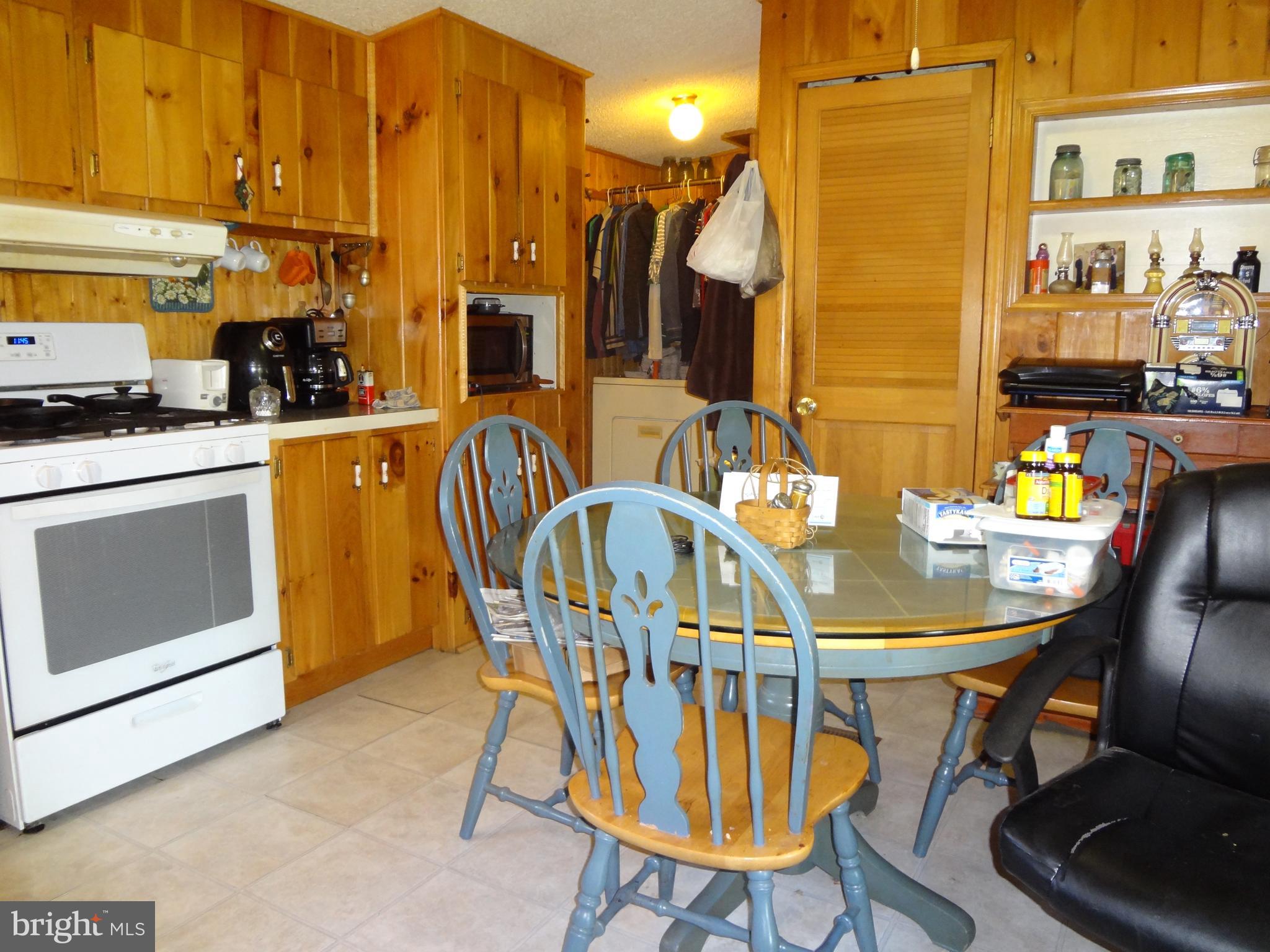 1613 Highland Ave Road Gettysburg, PA 17325 - Photo 8 of 14 Gallery Image 8