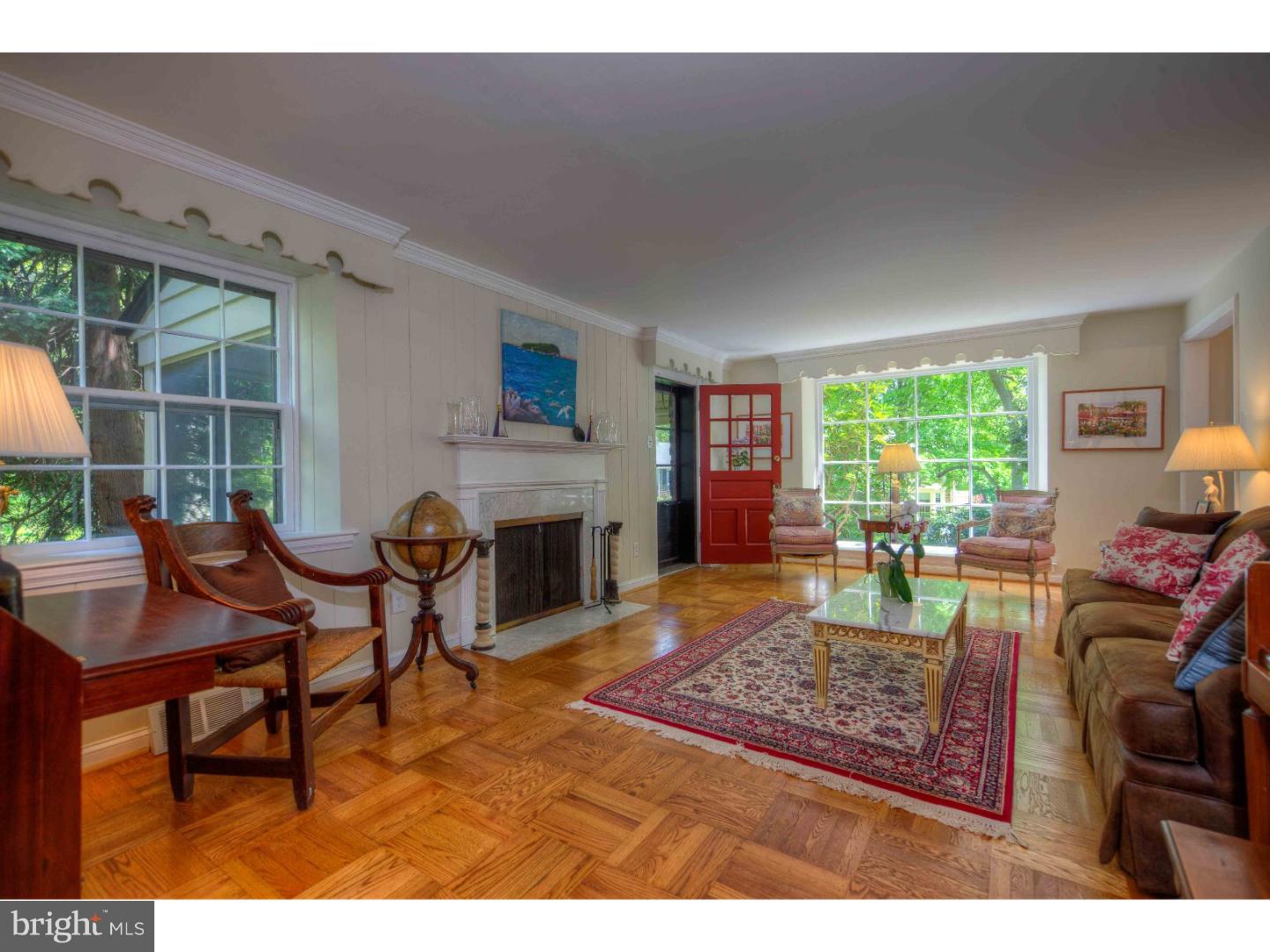 542 Hamilton Road Merion Station, PA 19066 - Photo 3 of 17 Living Room