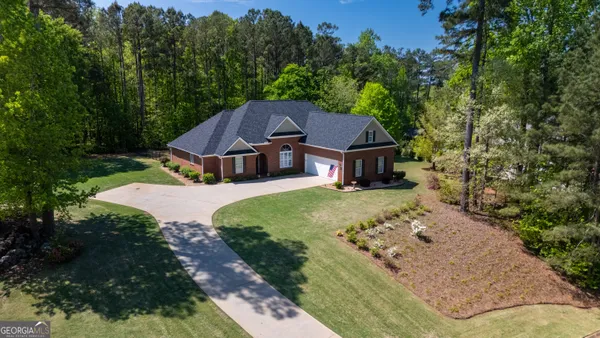 $499,500 | 124 Riverbluff Drive, LaGrange, GA 30240