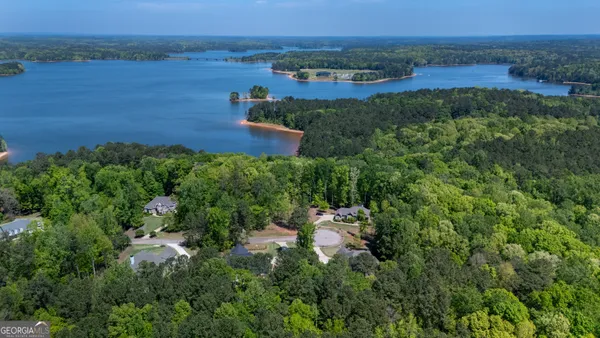 $499,500 | 124 Riverbluff Drive, LaGrange, GA 30240