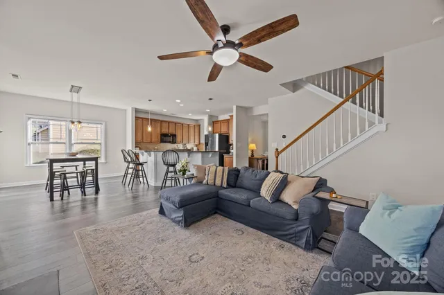 $700,000 | 3216 Bridgewick Road, Waxhaw, NC 28173