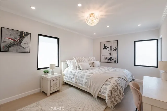 $1,799,000 | 2255 Talmadge Street, Los Angeles, CA 90027