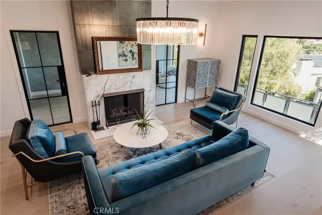 $1,799,000 | 2255 Talmadge Street, Los Angeles, CA 90027