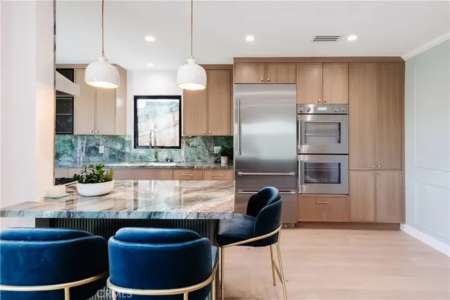 $1,799,000 | 2255 Talmadge Street, Los Angeles, CA 90027