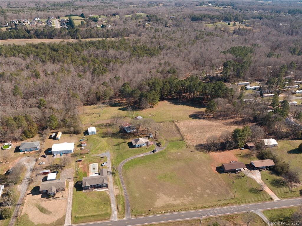 2954 Forbes Road Gastonia, NC 28056 - Photo 5 of 12 Gallery Image 5