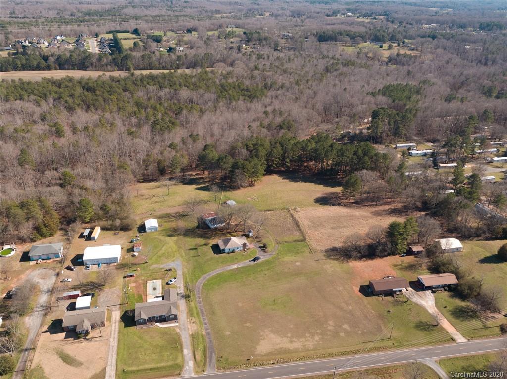2954 Forbes Road Gastonia, NC 28056 - Photo 6 of 12 Gallery Image 6