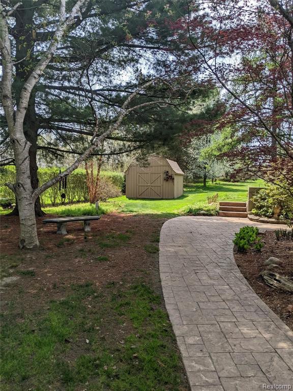 6221 Calkins Road Flint, MI 48532 - Photo 3 of 26 Gallery Image 3