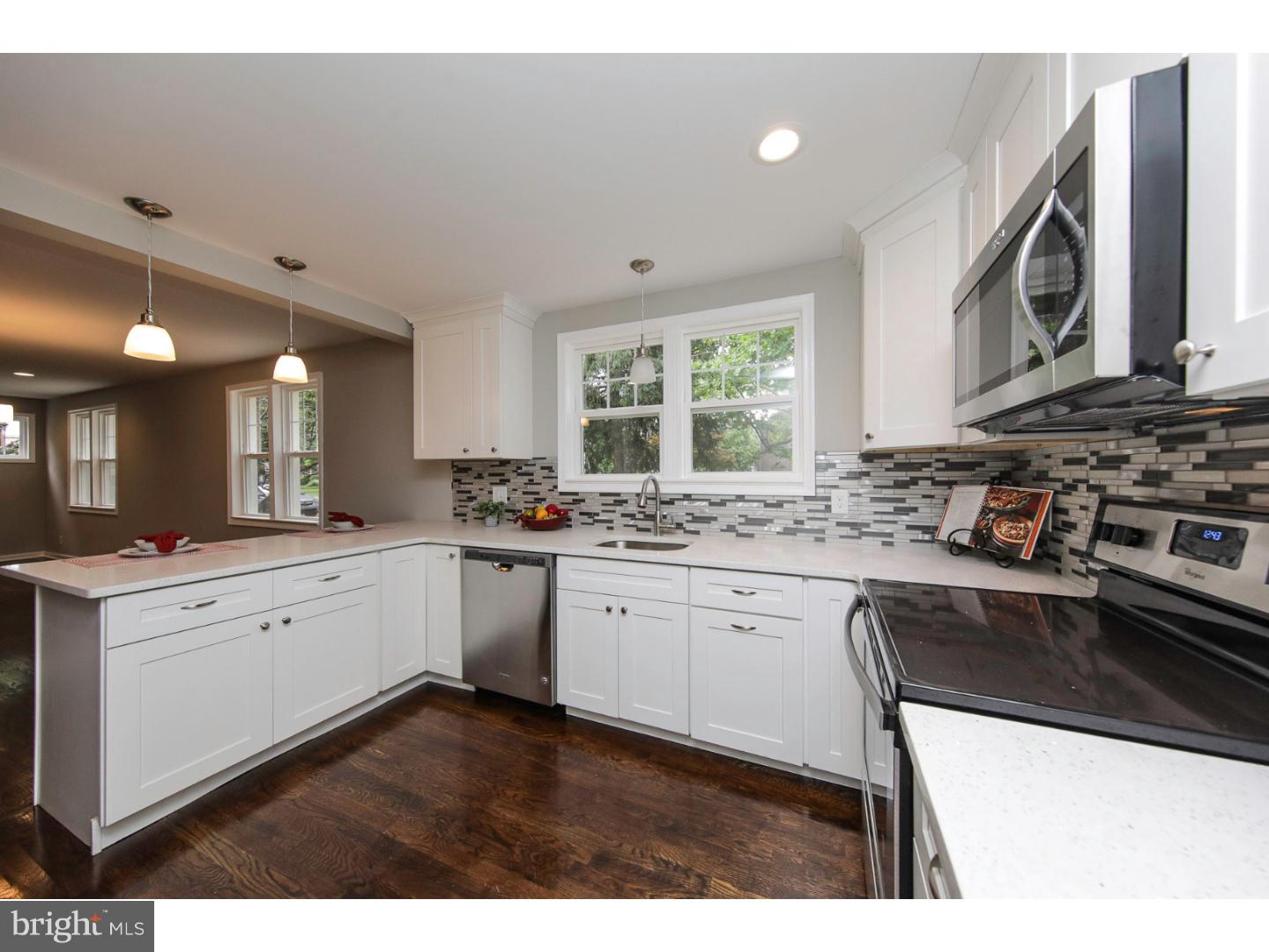 121 Swedesboro Road Gibbstown, NJ 08027 - Photo 1 of 17 Kitchen