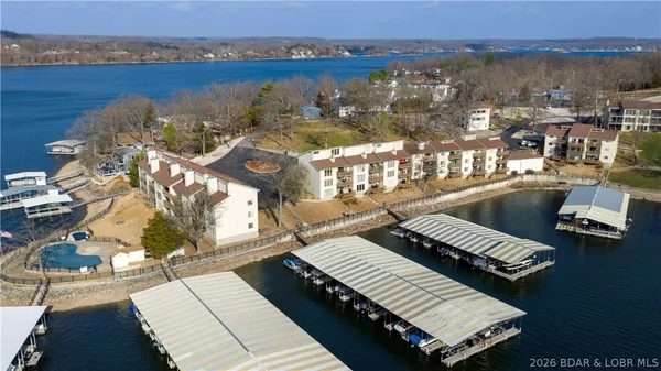 $217,000 | 52 Wrenwood Circle, Unit 3A, Lake Ozark, MO 65049