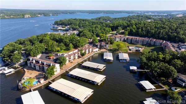 $217,000 | 52 Wrenwood Circle, Unit 3A, Lake Ozark, MO 65049