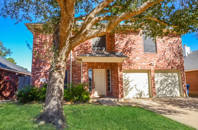 $2,100 | 21210 Woodland Green Drive, Katy, TX 77449