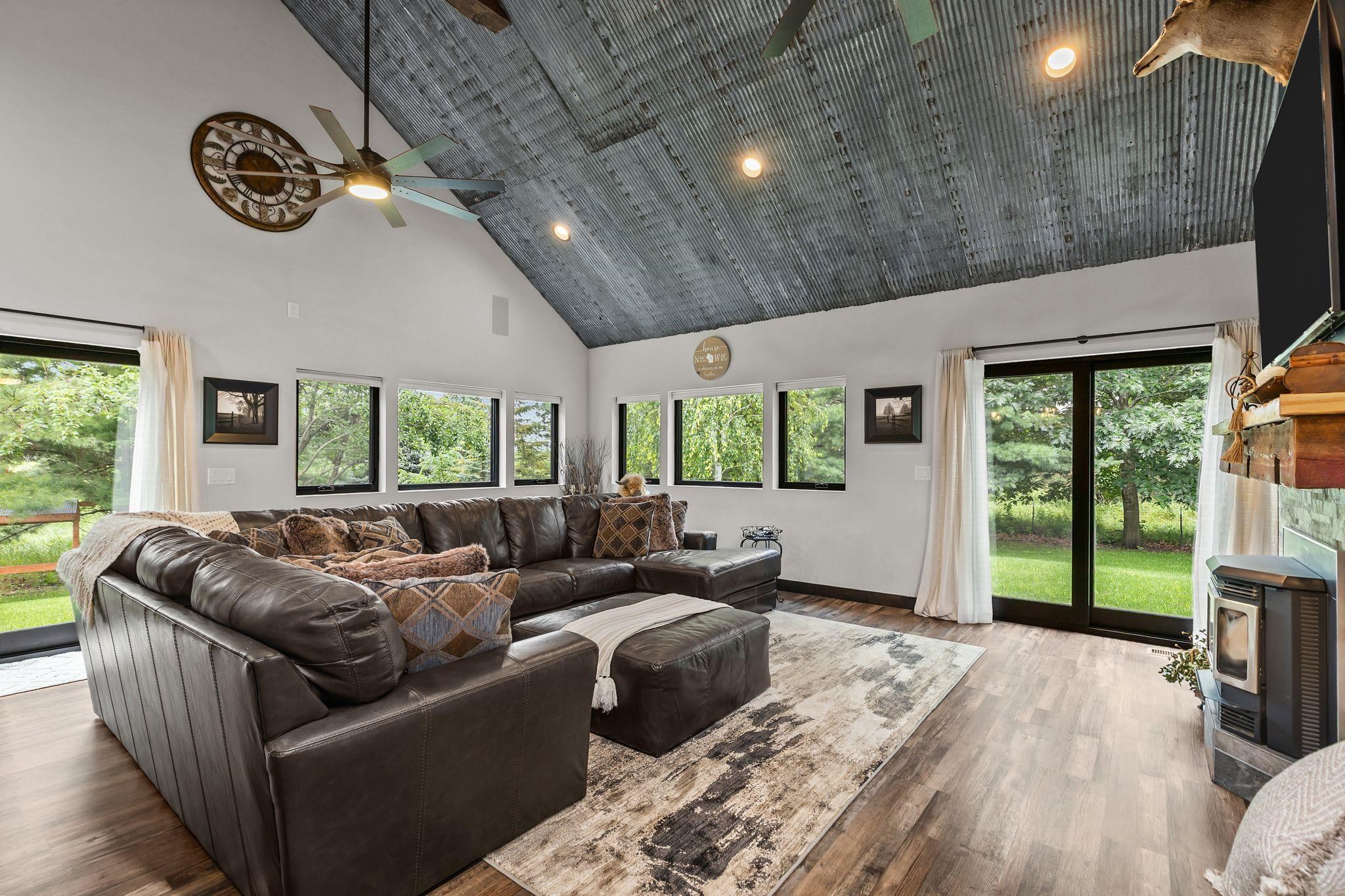 8079 County Rd MM Larsen, WI 54947 - Photo 6 of 70