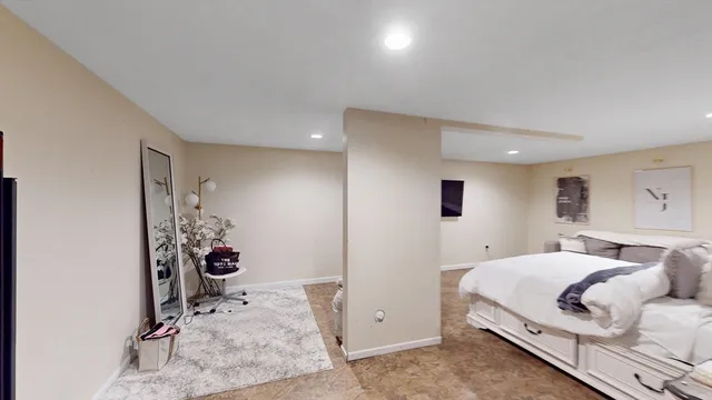 $450,000 | 5 B Swan Avenue, Worcester, MA 01602