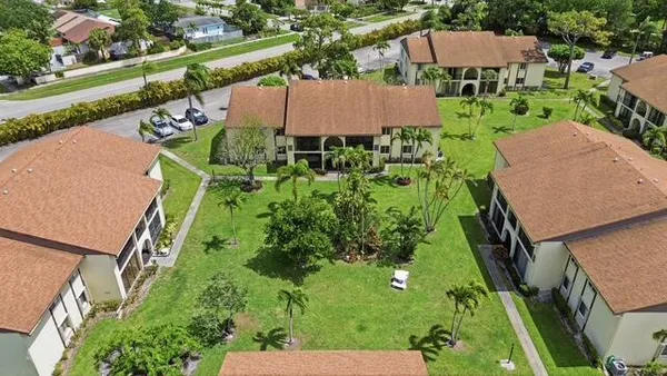 $185,000 | 3561 Tall Pine Way, Unit C2, Greenacres, FL 33463