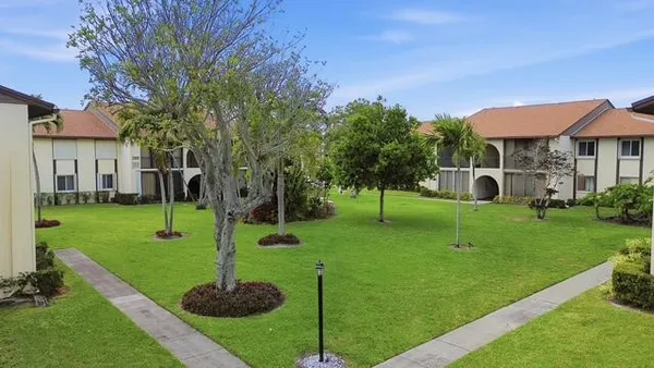 $185,000 | 3561 Tall Pine Way, Unit C2, Greenacres, FL 33463