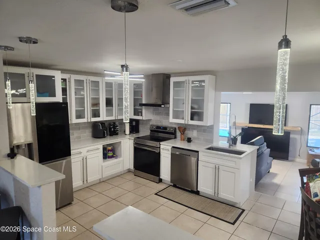 $2,380 | 462 Breakwater Street Southeast, Palm Bay, FL 32909