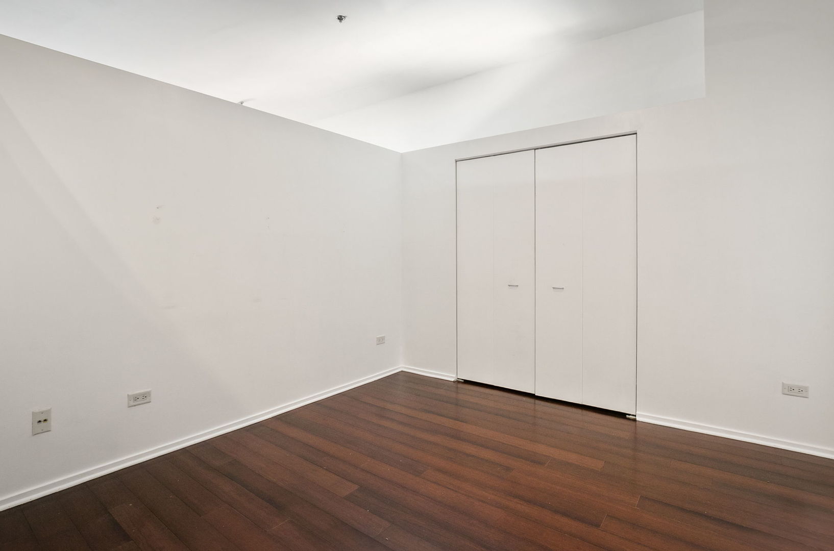 1000 East 53rd Street, Unit 219 Chicago, IL 60615 - Photo 16 of 29