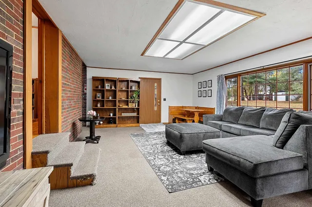 $239,900 | 702 Mira Avenue, Crivitz, WI 54114