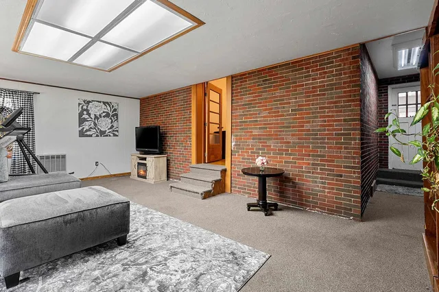 $239,900 | 702 Mira Avenue, Crivitz, WI 54114