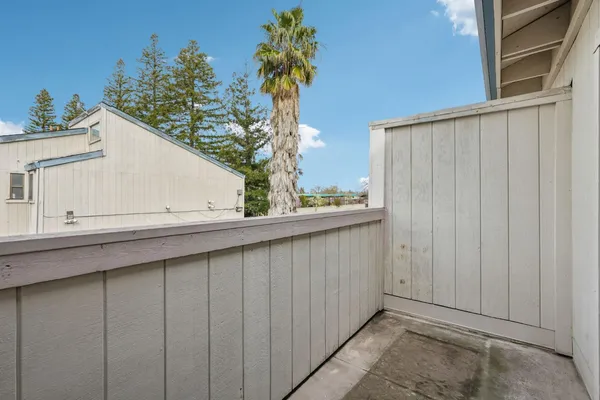 $298,000 | 1353 Hood Road, Sacramento, CA 95825