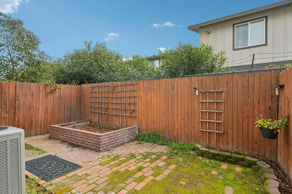 $298,000 | 1353 Hood Road, Sacramento, CA 95825