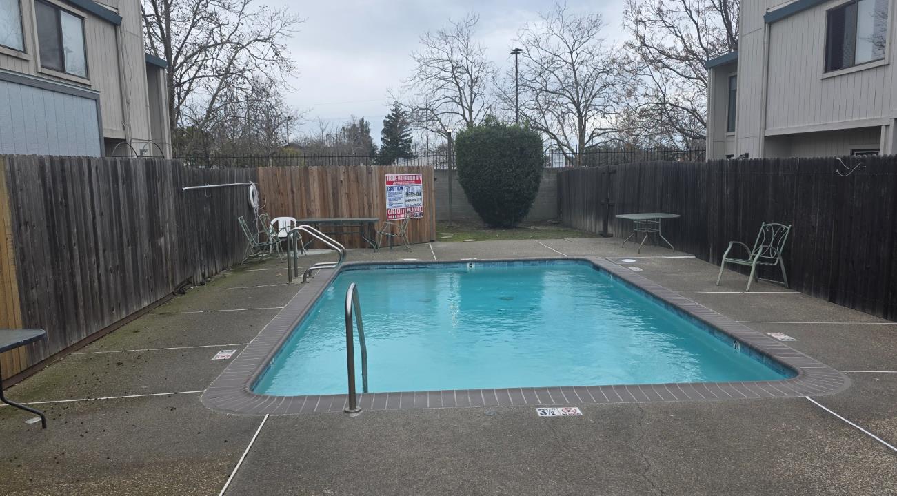 1353 Hood Road Sacramento, CA 95825 - Photo 28 of 40