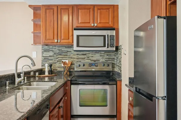 $298,000 | 1353 Hood Road, Sacramento, CA 95825