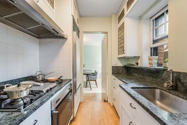 $4,200 | 993 Memorial Drive, Unit 102, Cambridge, MA 02138