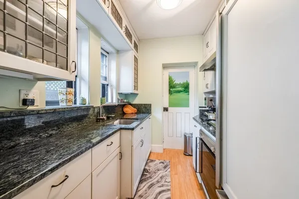 $4,200 | 993 Memorial Drive, Unit 102, Cambridge, MA 02138
