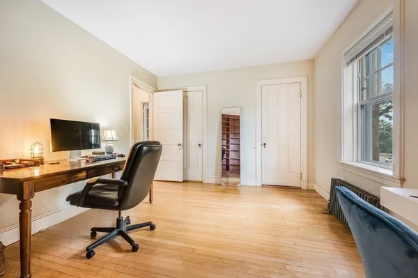 $4,200 | 993 Memorial Drive, Unit 102, Cambridge, MA 02138