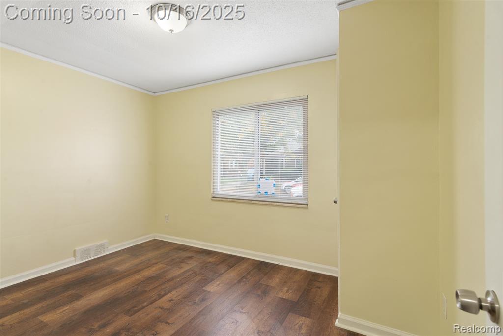 8348 Terry Street Detroit, MI 48228 - Photo 10 of 23