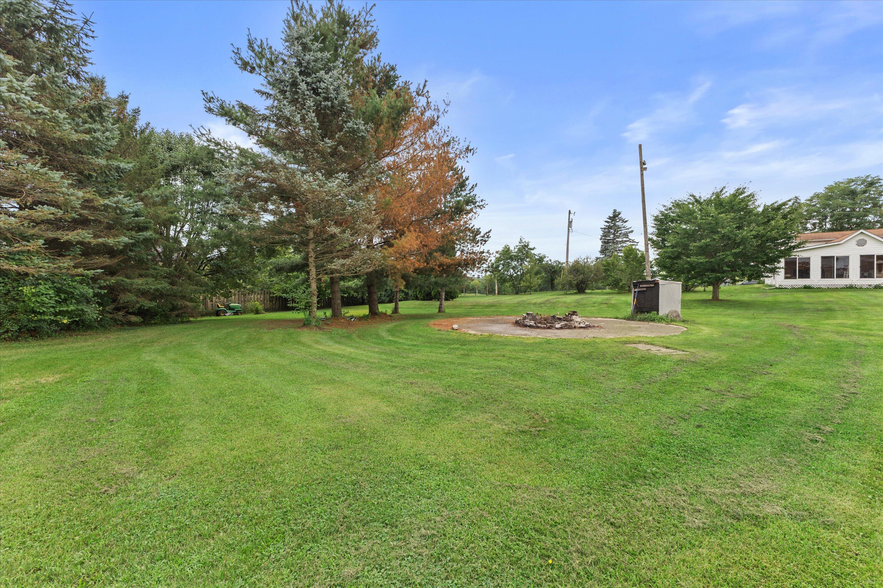 6335 Brever Road Burlington, WI 53105 - Photo 40 of 42 So Much Yard!
