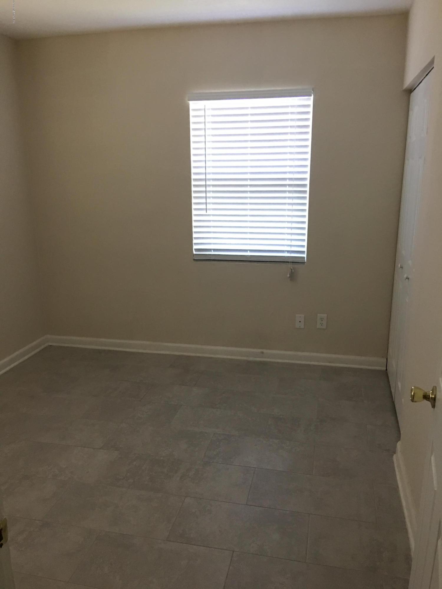 2844 Belair Road West Jacksonville, FL 32207 - Photo 15 of 16 guest room 3