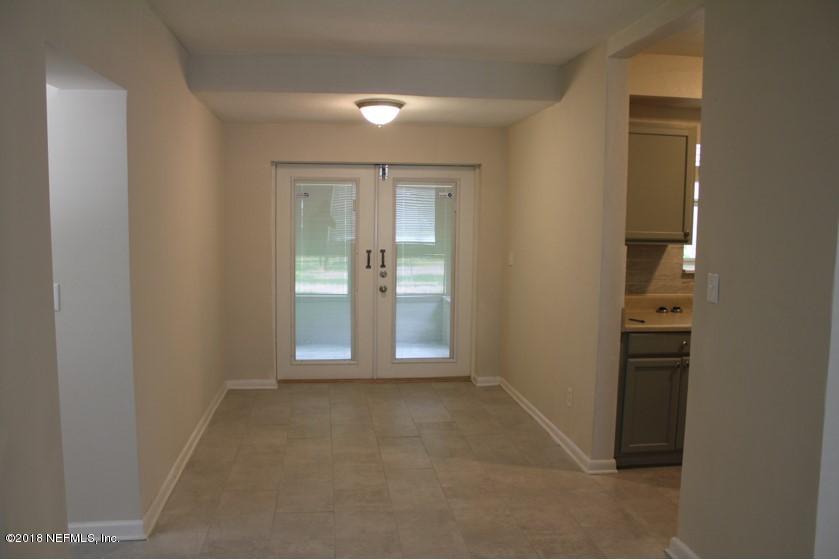 2844 Belair Road West Jacksonville, FL 32207 - Photo 5 of 16 breakfast area