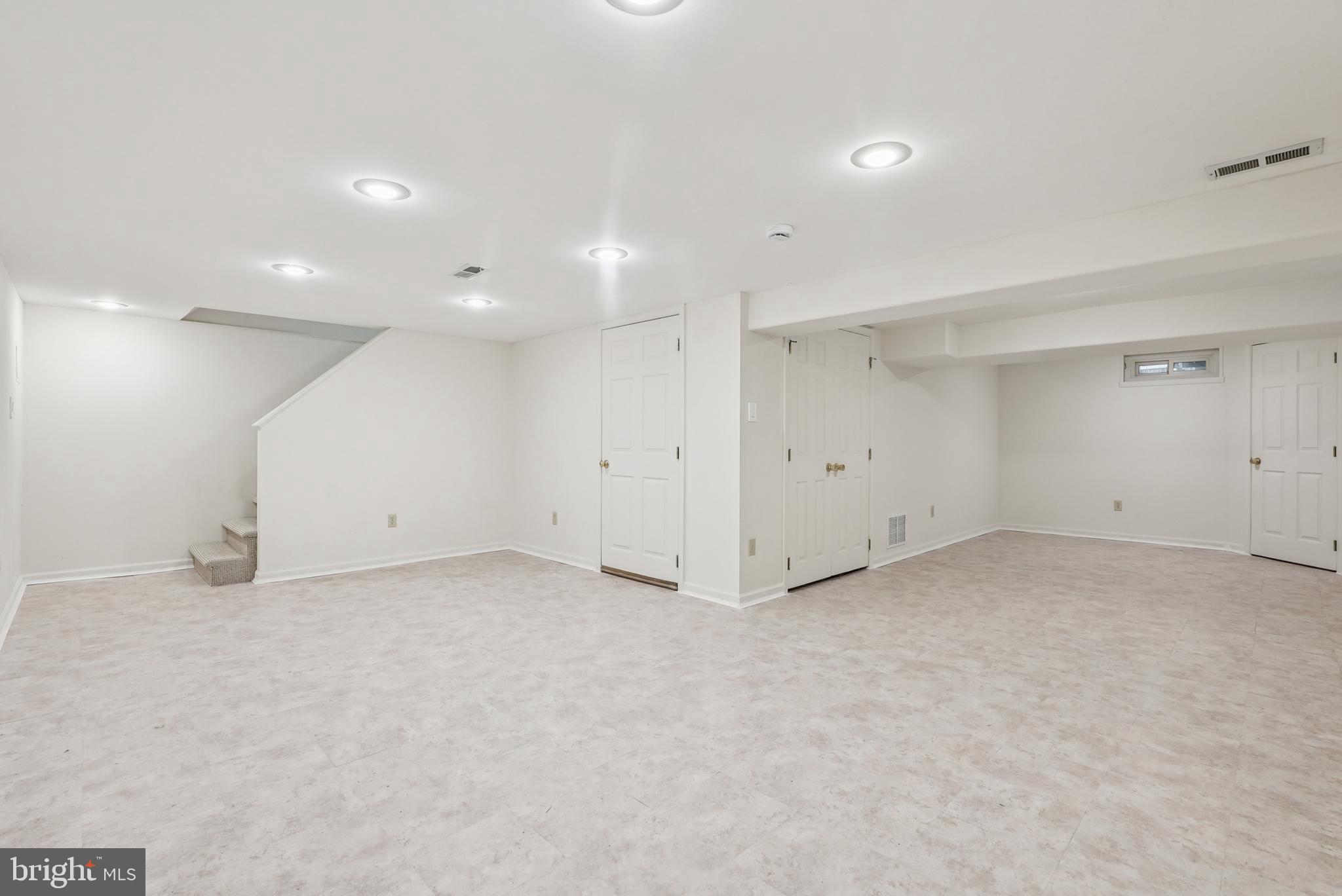 10 Rooftree Road Cherry Hill, NJ 08003 - Photo 49 of 58 a view of an empty room