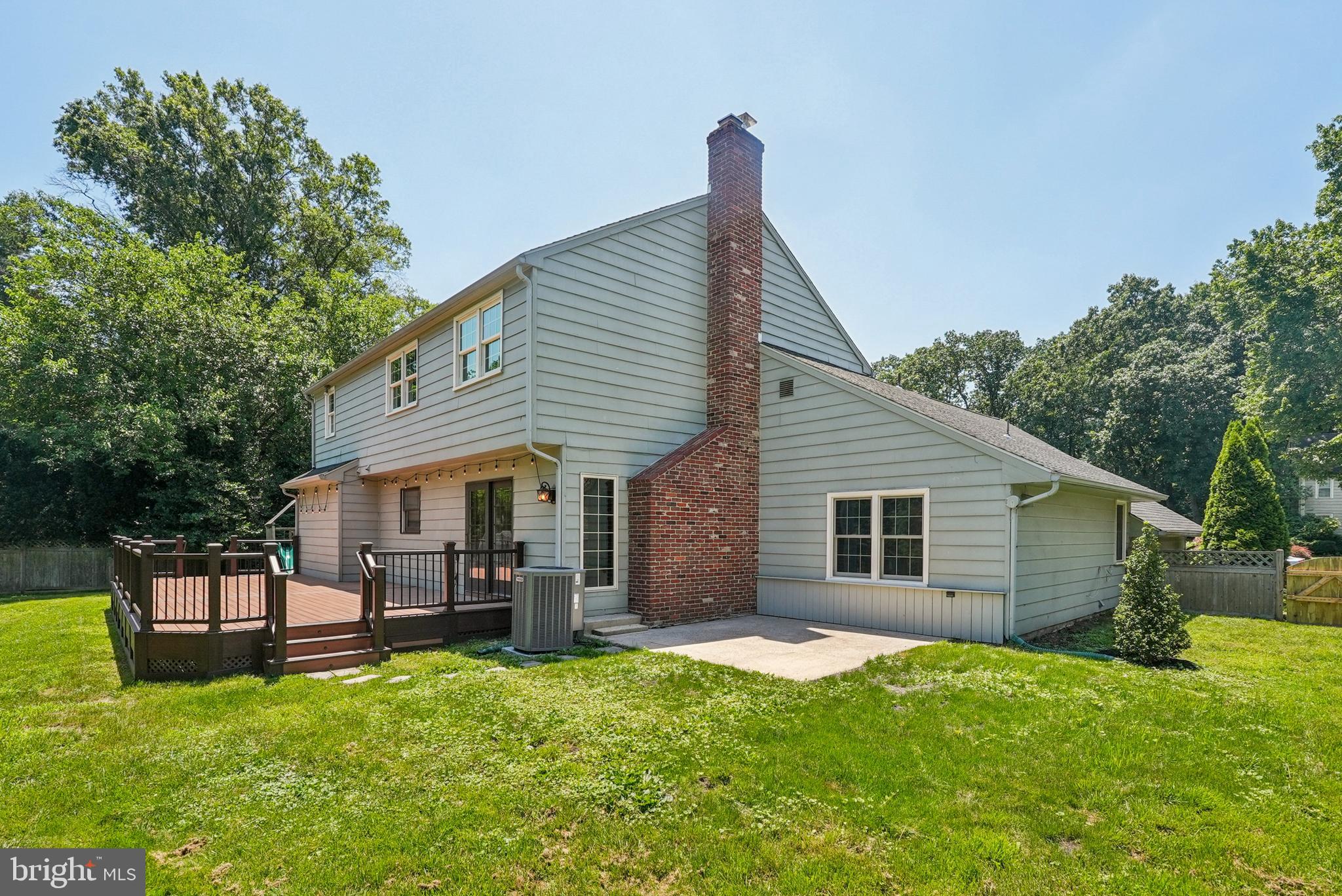 10 Rooftree Road Cherry Hill, NJ 08003 - Photo 56 of 58 a backyard of a house with seating space