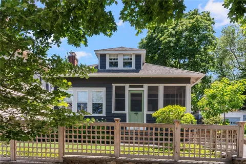 $889,000 | 229 6th Street, Providence, RI 02906