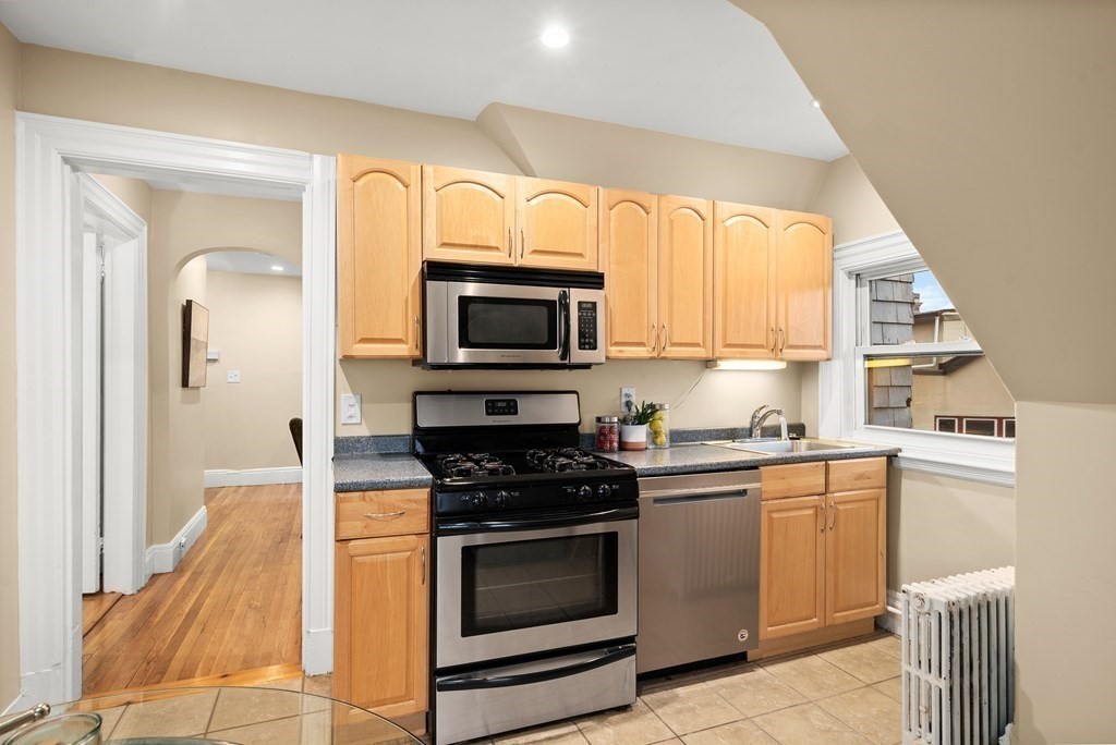 123 Kilsyth Road, Unit 6 Boston, MA 02135 - Photo 7 of 15