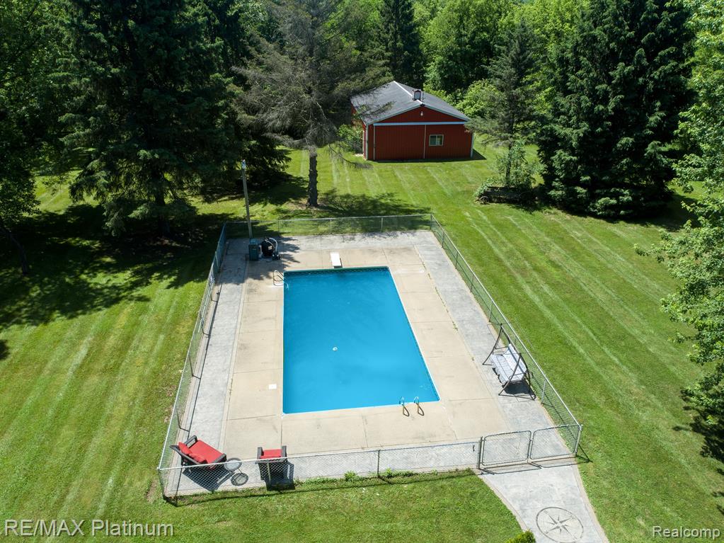 5417 Lobdell Road Fenton, MI 48430 - Photo 48 of 51