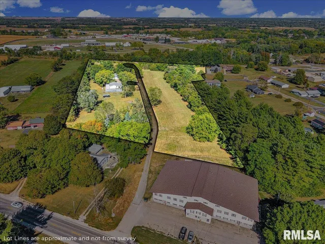 $385,000 | 20 Villa Court, Knoxville, IL 61448