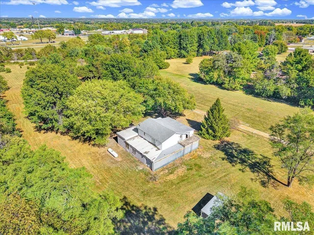 $385,000 | 20 Villa Court, Knoxville, IL 61448