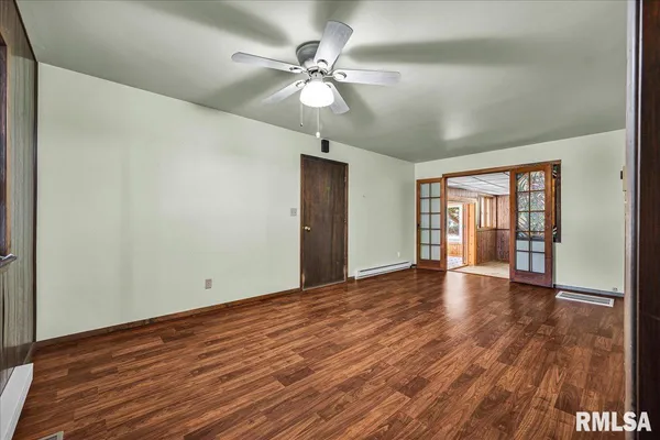 $324,900 | 20 Villa Court, Knoxville, IL 61448