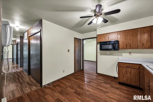 $324,900 | 20 Villa Court, Knoxville, IL 61448