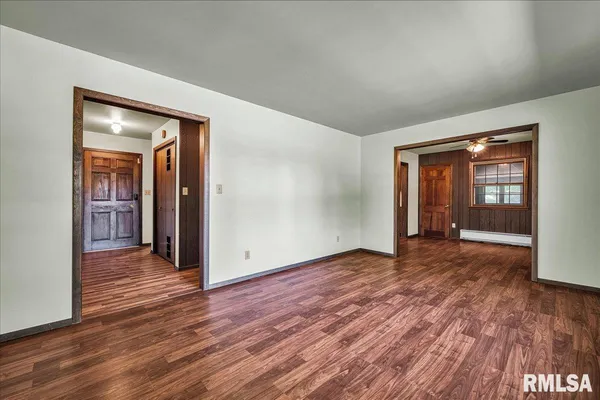 $324,900 | 20 Villa Court, Knoxville, IL 61448