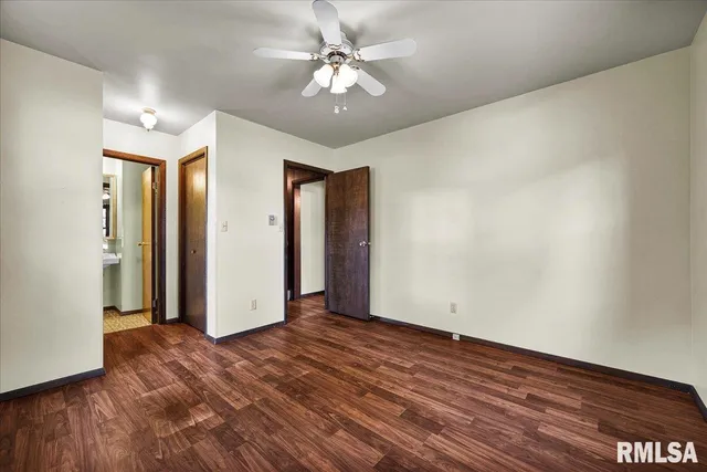 $385,000 | 20 Villa Court, Knoxville, IL 61448