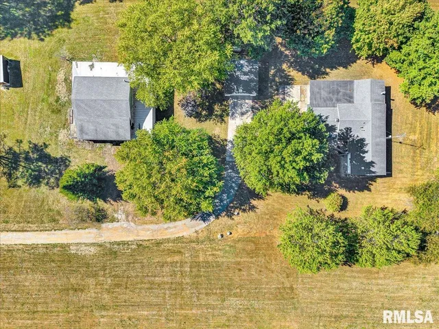 $385,000 | 20 Villa Court, Knoxville, IL 61448