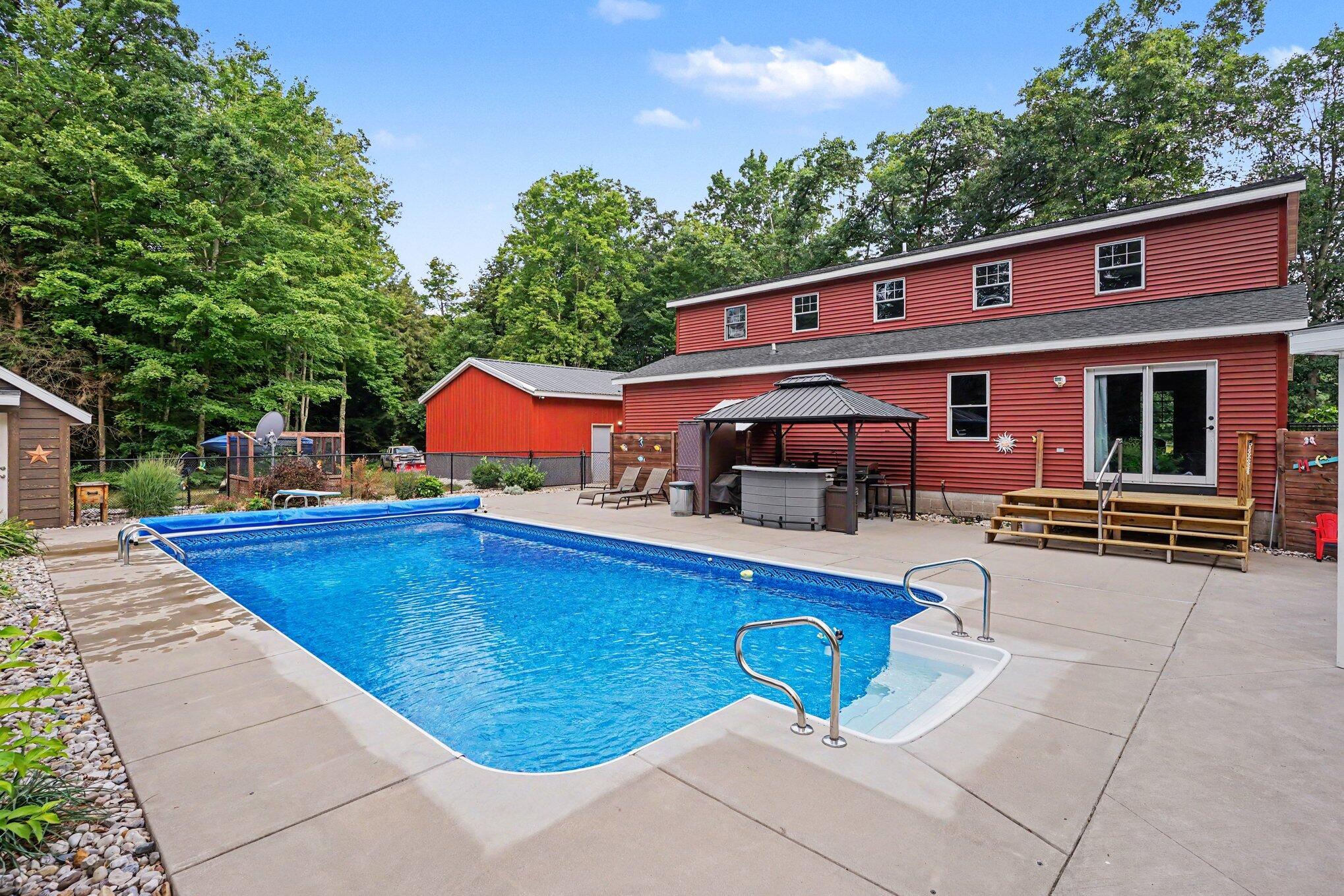 6914 128th Avenue Rothbury, MI 49452 - Photo 44 of 48 036_file_1697