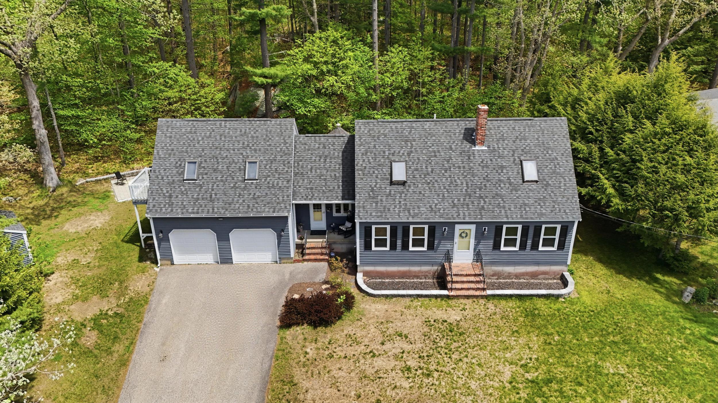 20 Robin Circle Biddeford, ME 04005 - Photo 4 of 74 49_dji_fly_20260520_122408_0005_17793759