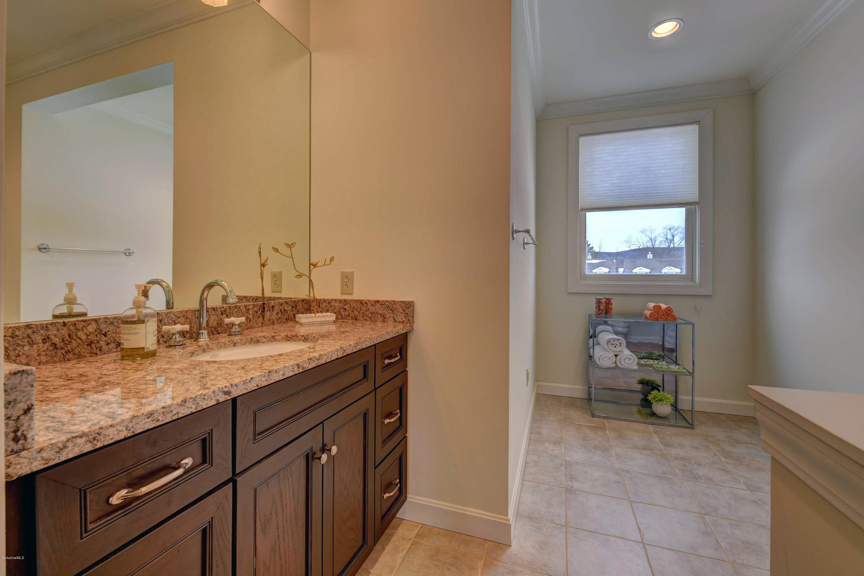 2 High Crest Road, Unit 2 Lenox, MA 01240 - Photo 29 of 37 29-2nd Floor Bathroom 3